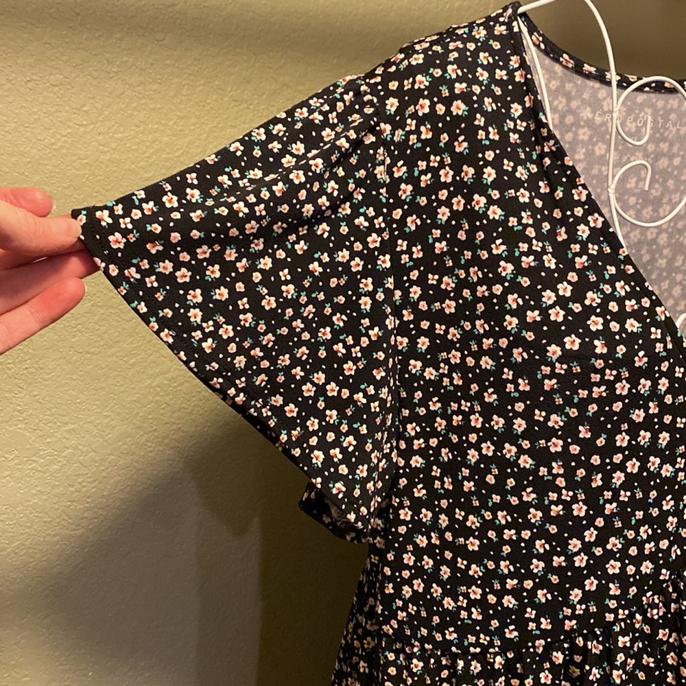 NWOT Short-sleeve Floral Minidress - Picture 7 of 7